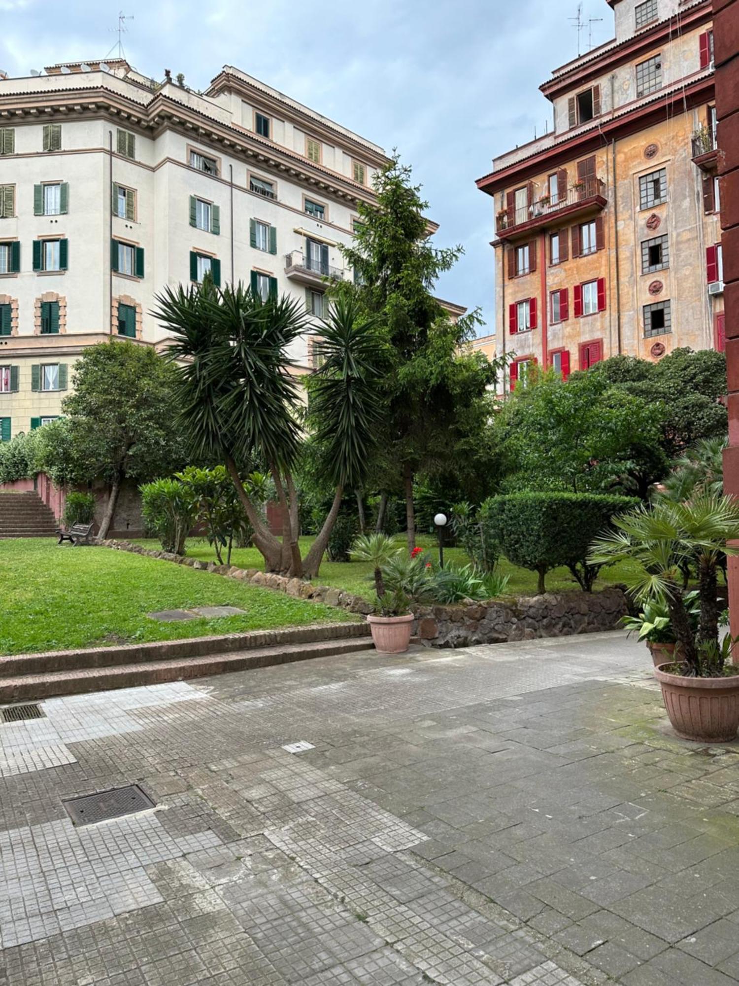 Stans Dolce Lusso Basilica San Giovanni Rome Buitenkant foto
